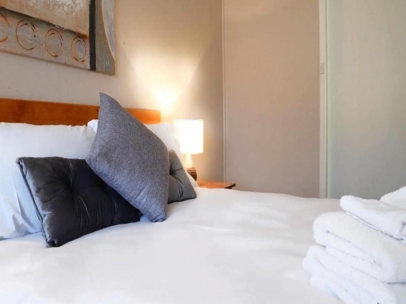 Almond Inn Tamworth Dış mekan fotoğraf